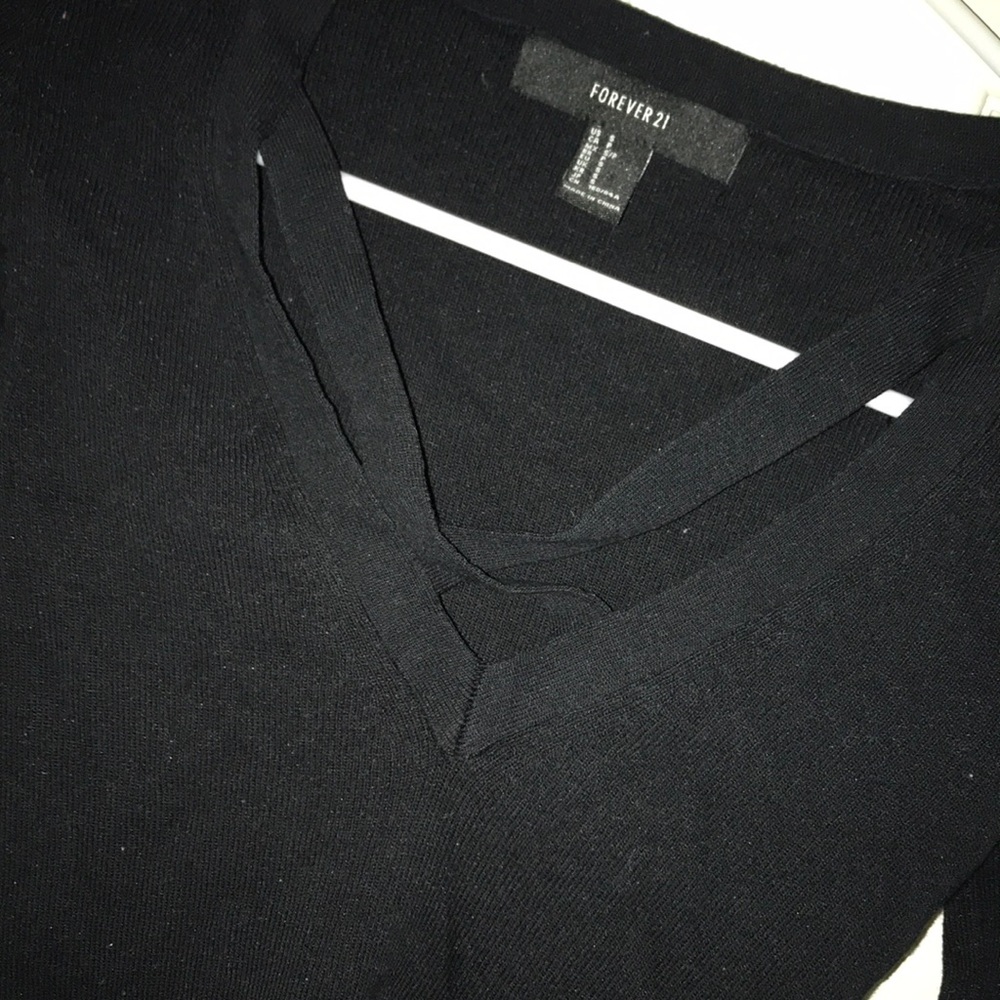 Crop sweater - Picture 2 of 2